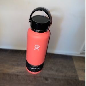 NEW Hydro Flask 40 oz